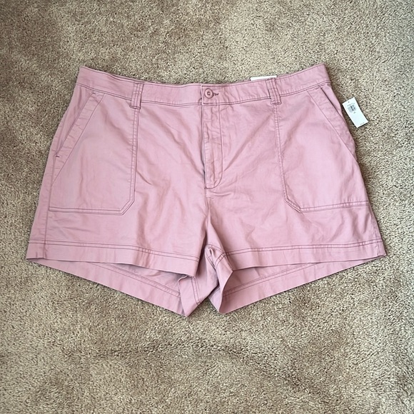 NWT Old Navy High Rise OG Chino Shorts - Picture 1 of 10